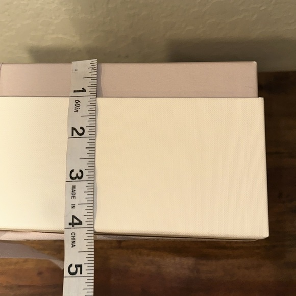 Dior Floral Gift Box with Tissue and Ribbon - Picture 11 of 11